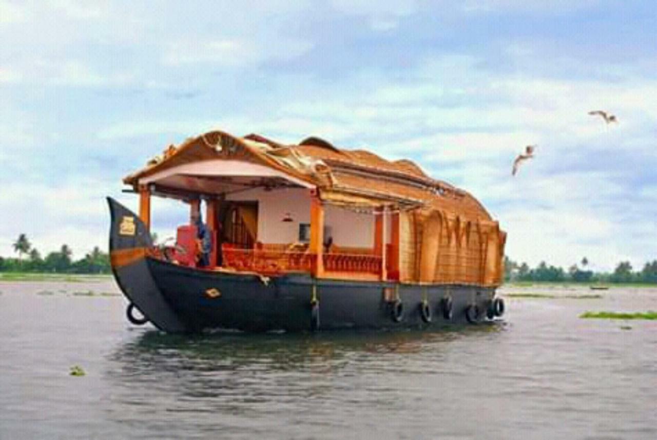 Rajatheeram Beach Homestay & Backwater Cruise Alleppey Alappuzha Экстерьер фото
